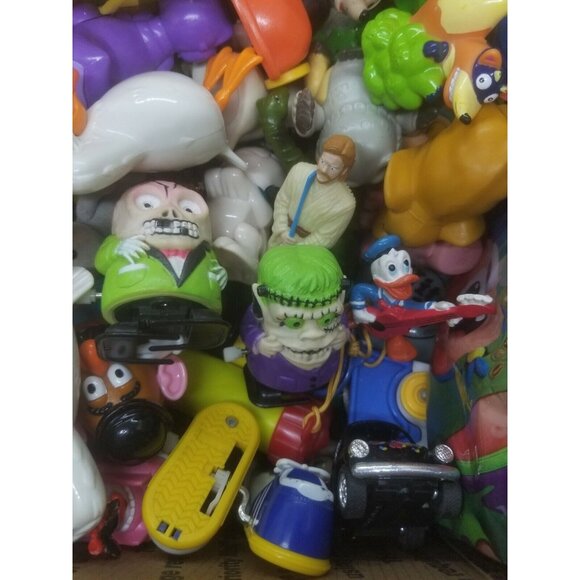 Disney & Burger King Push Wind Up Other Toys Mixed Lot Pretend Play 3.6 lbs - Picture 1 of 4